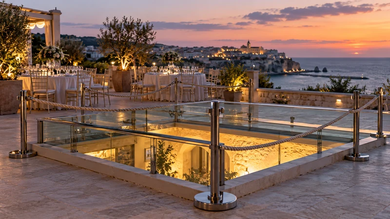 Illustrazione editoriale IA di una terrazza per ricevimenti a Vieste con un'area messa in sicurezza, senza persone; nessuna ricostruzione della caduta.